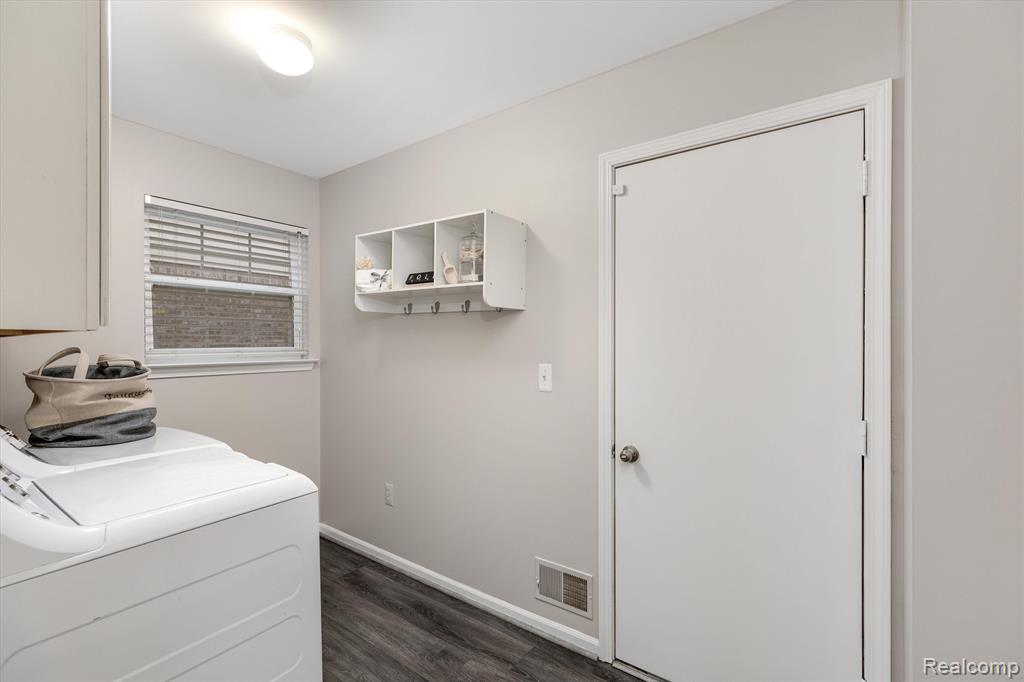 4216 CORONET Avenue, Canton, MI 48188 — Photo 42
