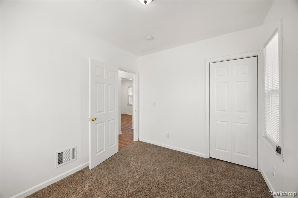 9150 Courville Street, Detroit, MI 48224 — Photo 13