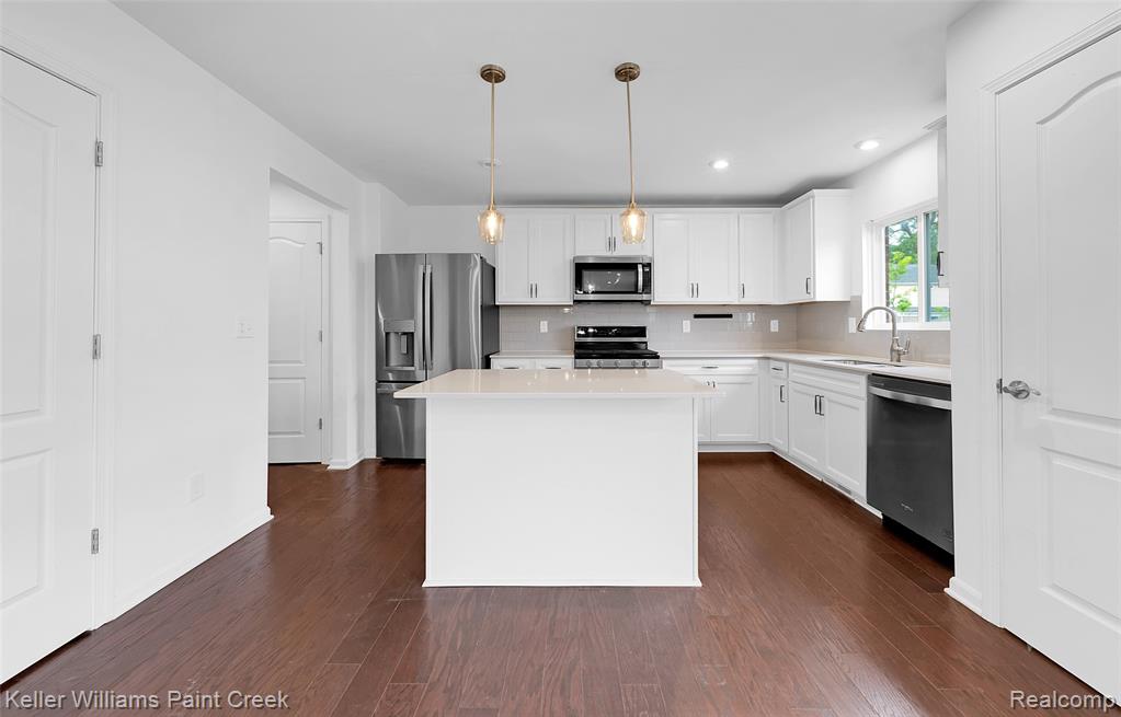 5225 Marie Lane, Sterling Heights, MI 48310 — Photo 18