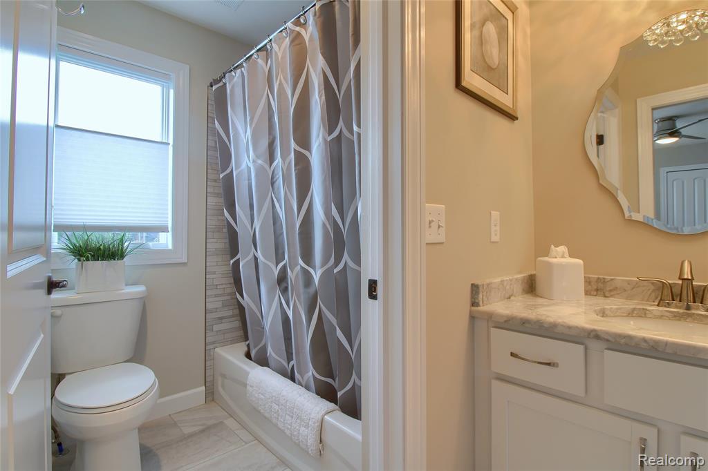 526 Plum Street, Wyandotte, MI 48192 — Photo 37