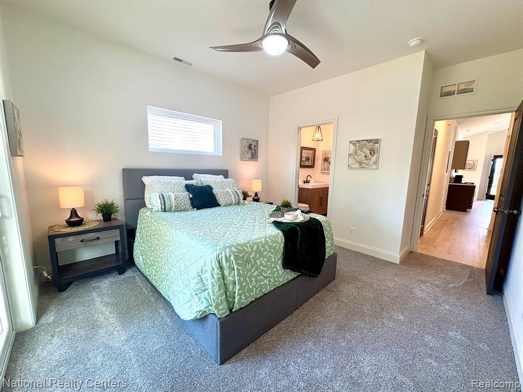 544 Springle Drive, Waterford, MI 48327 — Photo 14