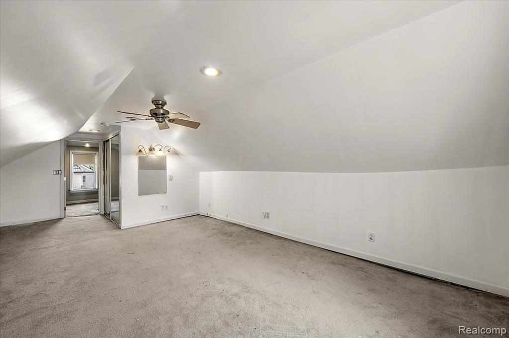 108 Oakwood Street, Holly, MI 48442 — Photo 35