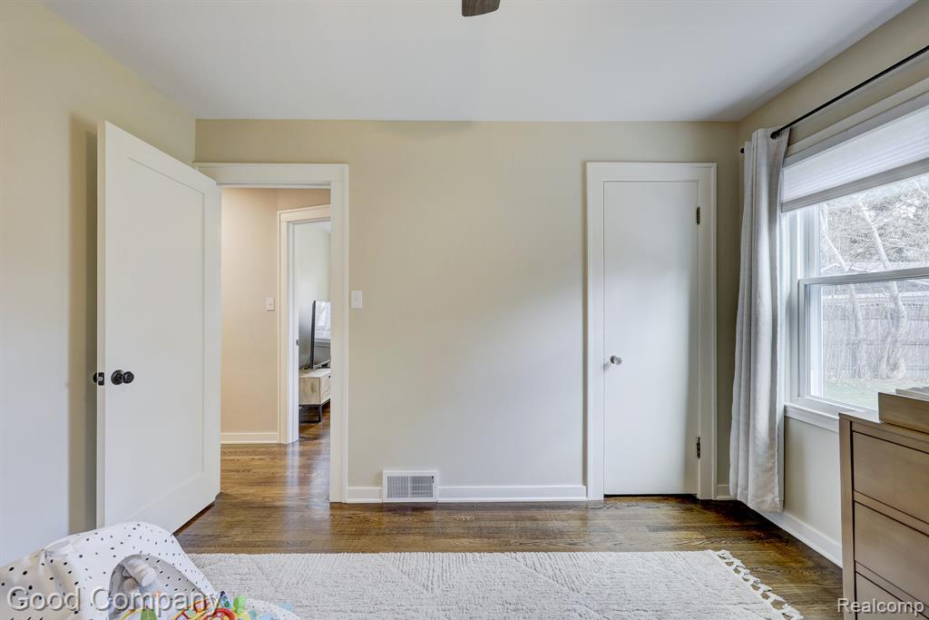 602 N Vermont Avenue, Royal Oak, MI 48067 — Photo 28