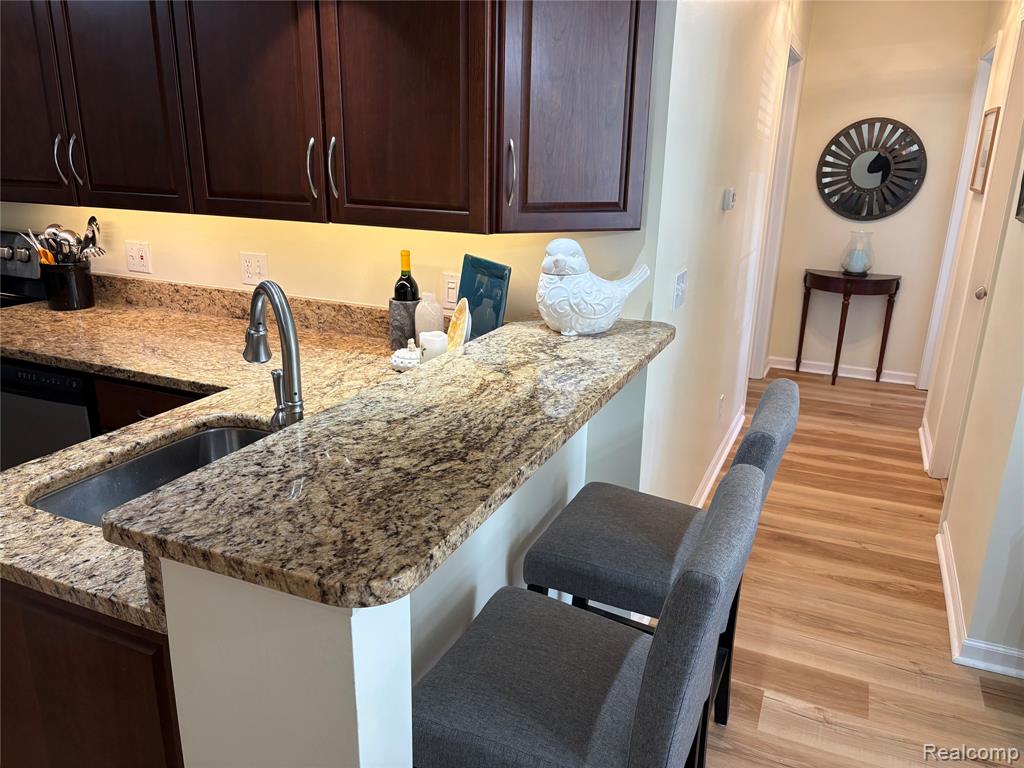 607 Perry Creek Drive, Grand Blanc, MI 48439 — Photo 29