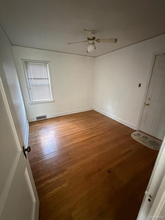 18034 Tracey Street, Detroit, MI 48235 — Photo 10