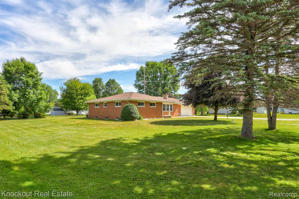 5992 Dubois Road, Vassar, MI 48768 — Photo 52