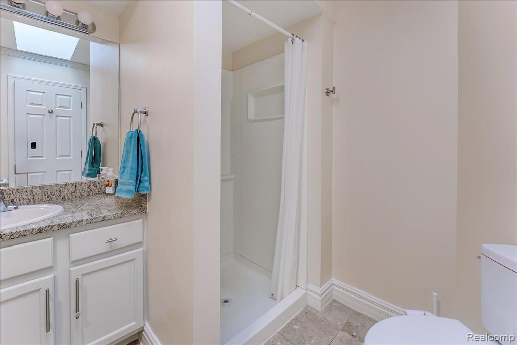 6522 SCENIC PINES, Clarkston, MI — Photo 34