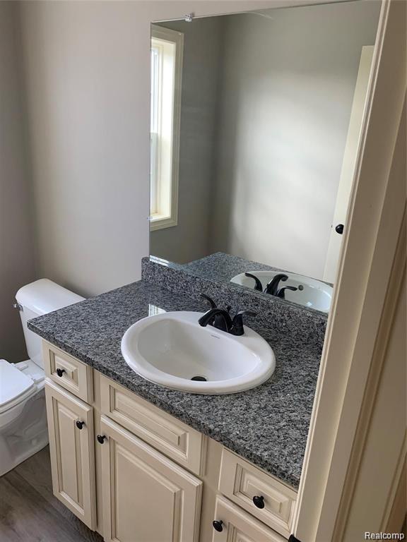 53502 CHAMPLAIN Street, Macomb, MI 48042 — Photo 8