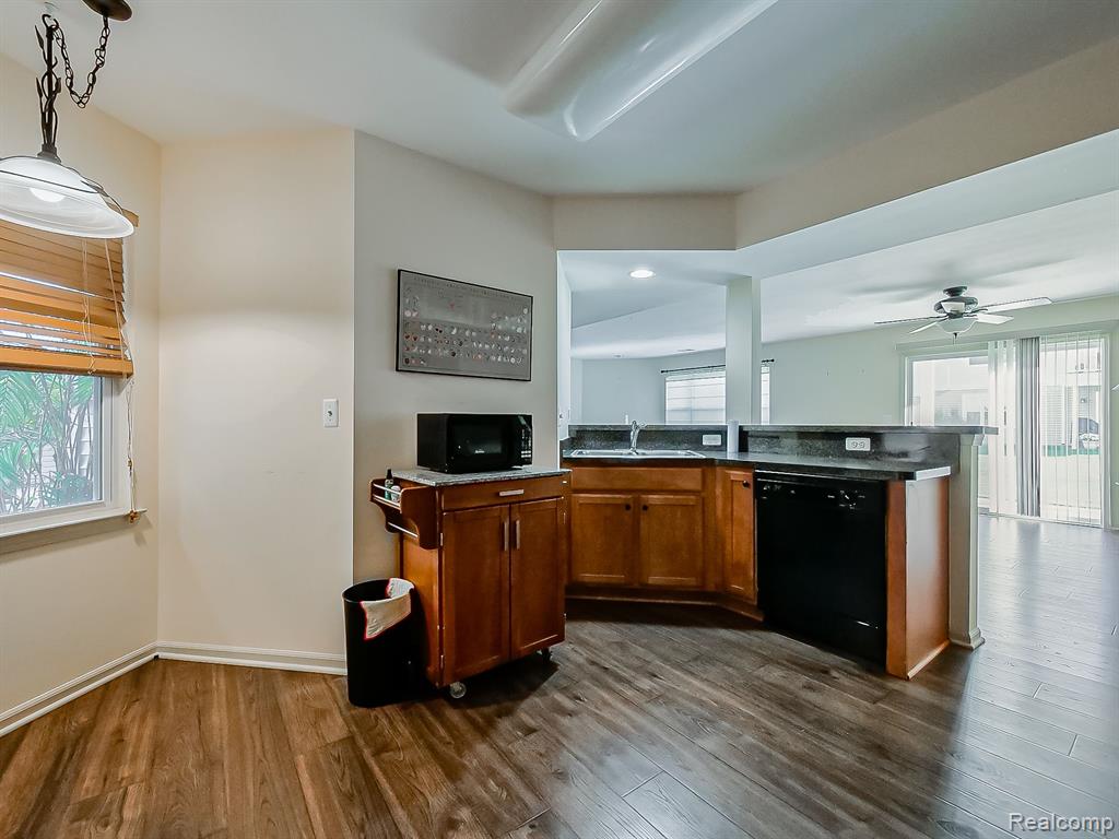 628 RIVERSTONE Lane, Chelsea, MI 48118 — Photo 11