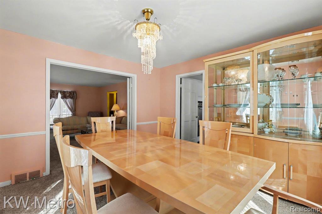 5865 Dunmore Court, West Bloomfield, MI — Photo 14