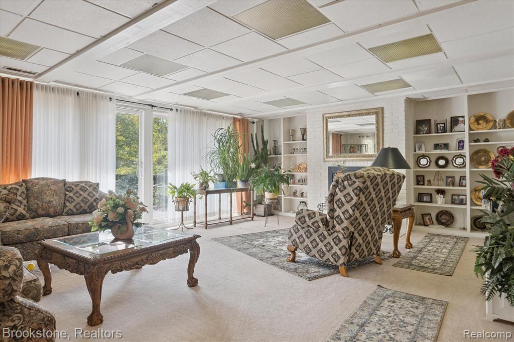4665 W Maple Road, Bloomfield Hills, MI 48301 — Photo 6