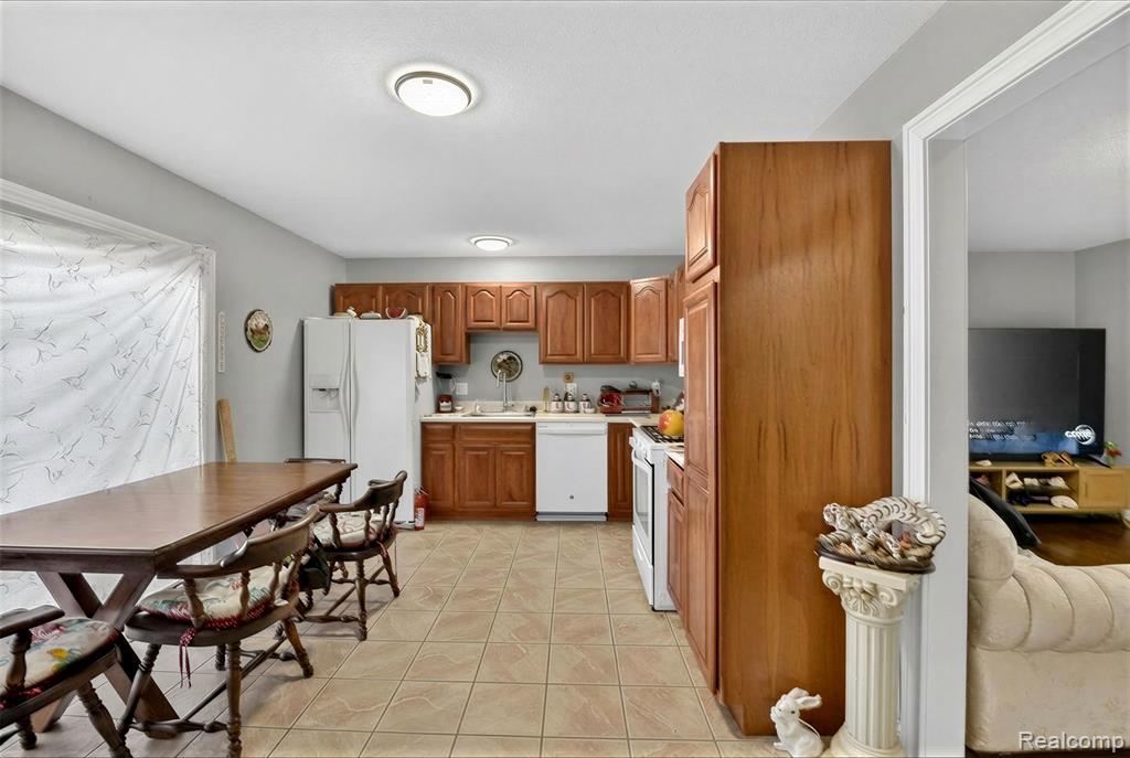 6198 Brancheau Road, Newport, MI 48166 — Photo 20