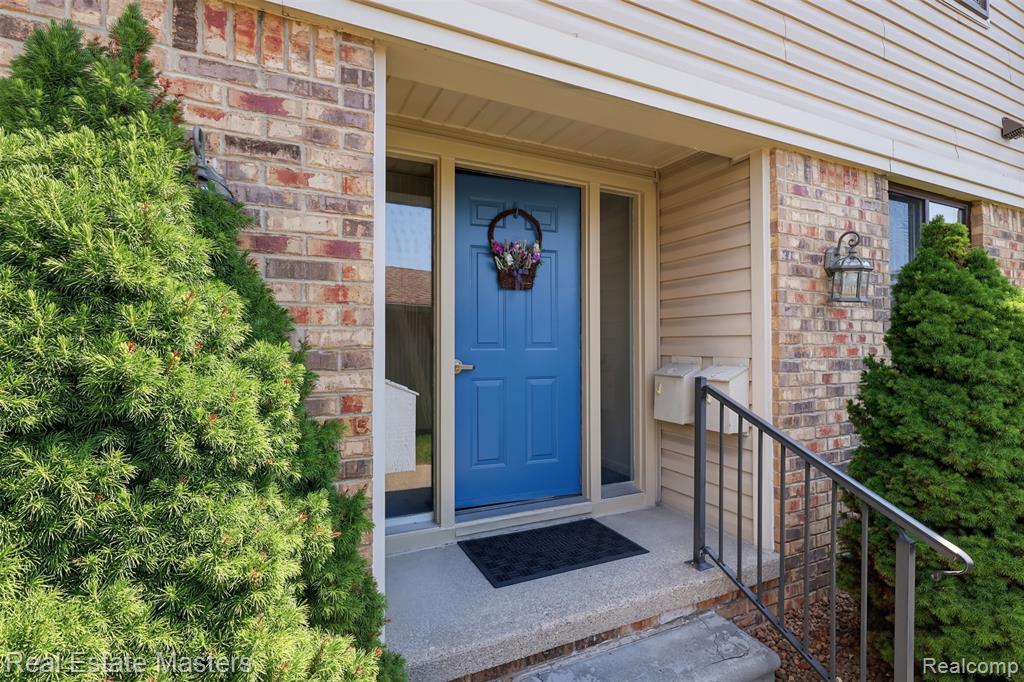 1700 River Road, 8, Marysville, MI 48040