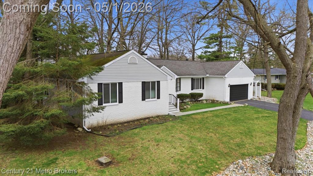 5060 Oneida Drive, Clarkston, MI 48348 — Photo 4