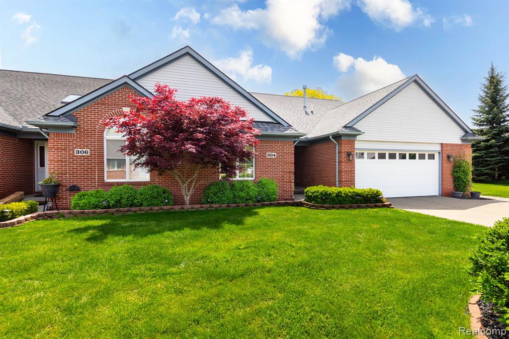 304 Heritage Way, Algonac, MI 48001 — Photo 2