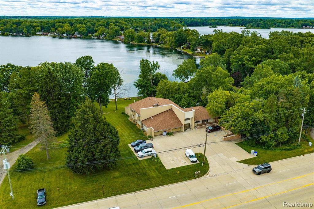 11034 Grand River Road, Brighton, MI 48116 — Photo 56