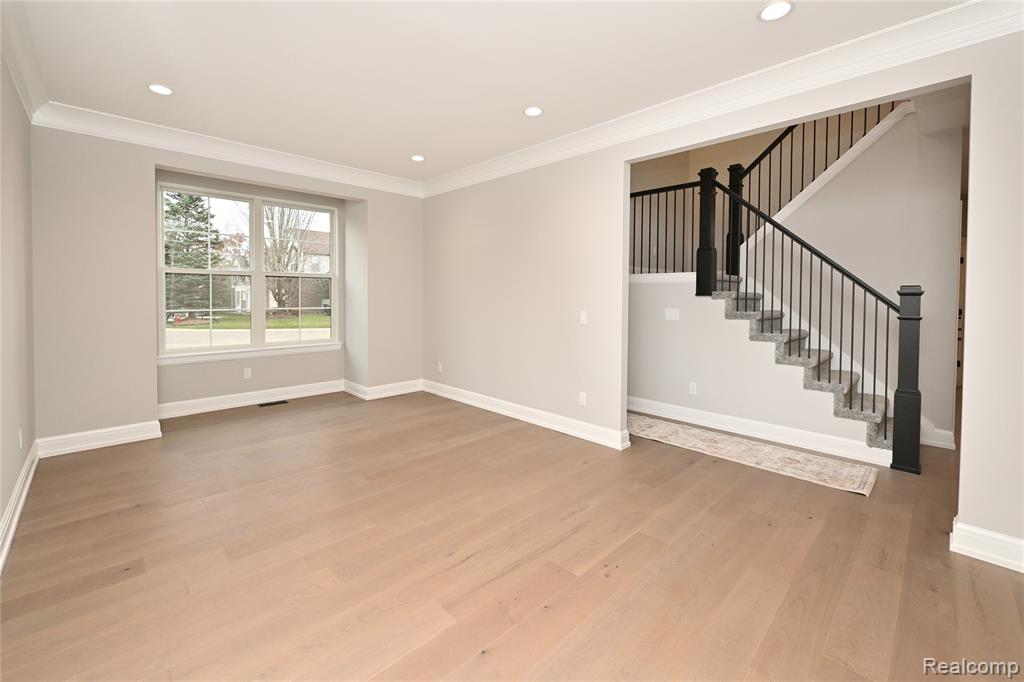 486 Green Hill Lane, Lake Orion, MI — Photo 4