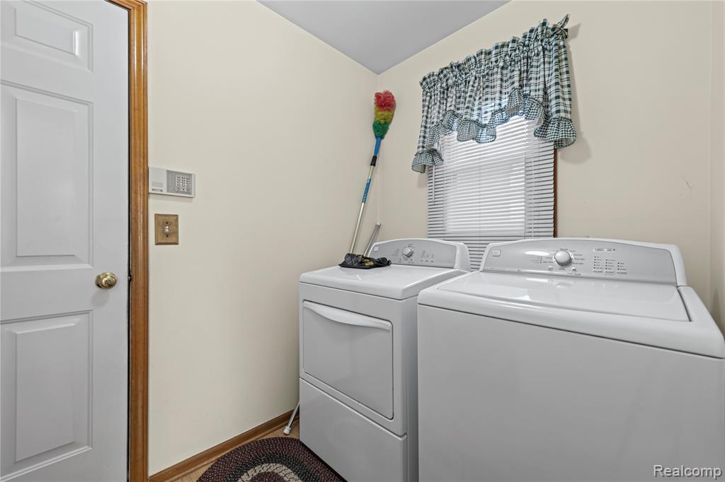 4660 Royal Cove Drive, 5, Utica, MI 48316 — Photo 7