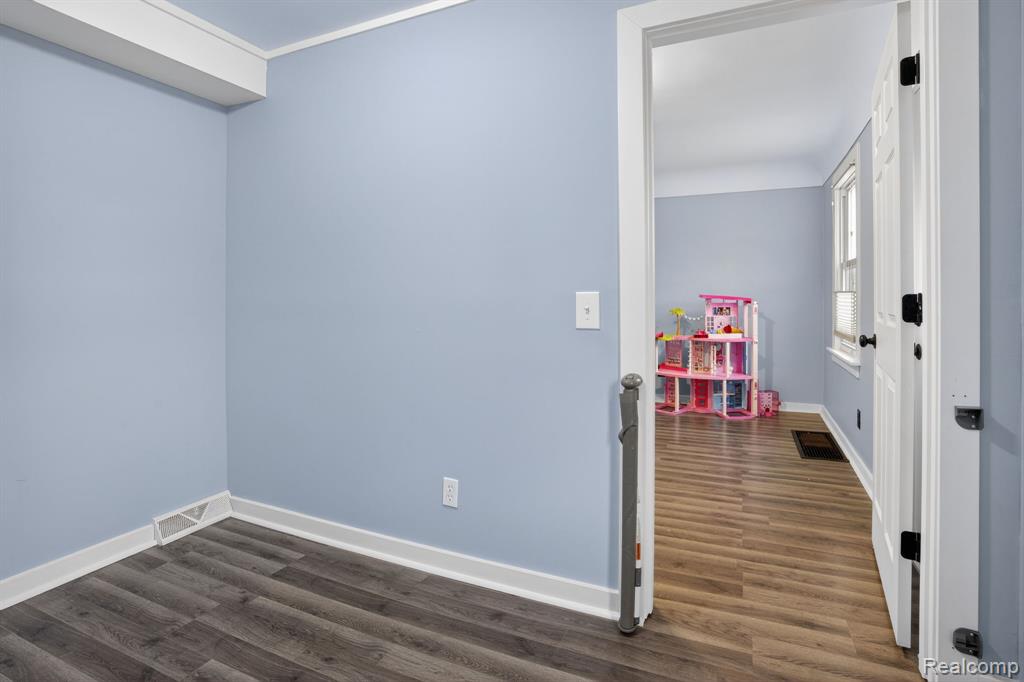 200 N River Road, Saginaw, MI 48609 — Photo 24