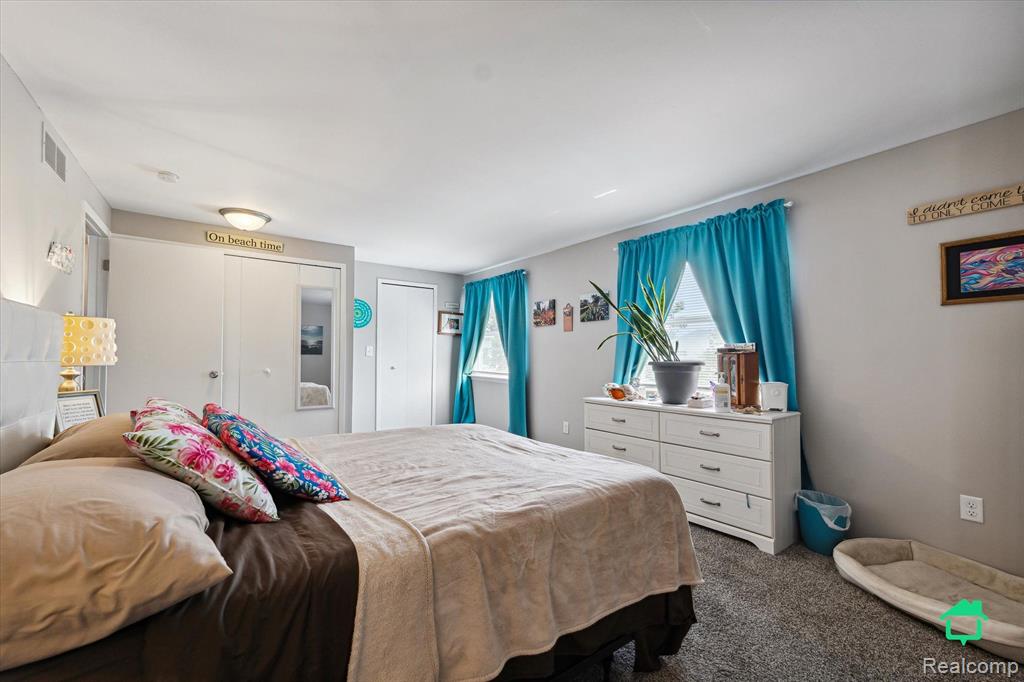 37675 Colonial Drive, Westland, MI — Photo 24