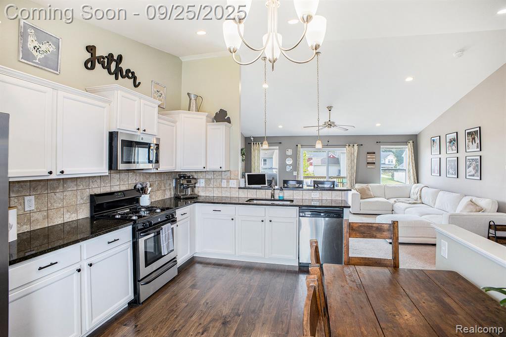 3696 Wescott Court, Howell, MI 48855 — Photo 8