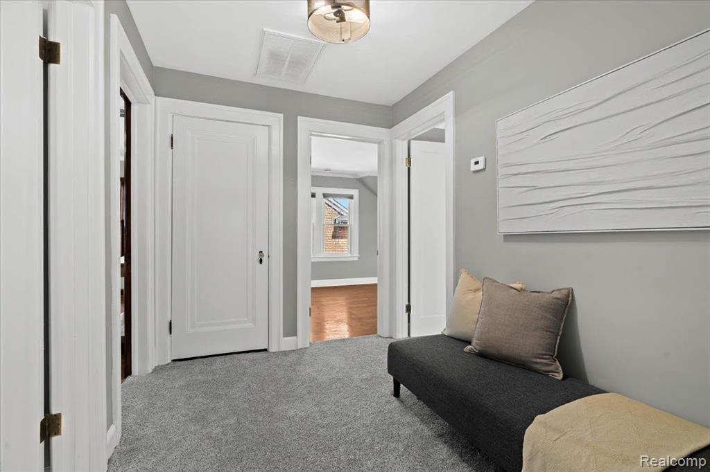312 MCKINLEY Avenue, Grosse Pointe Farms, MI 48236 — Photo 22