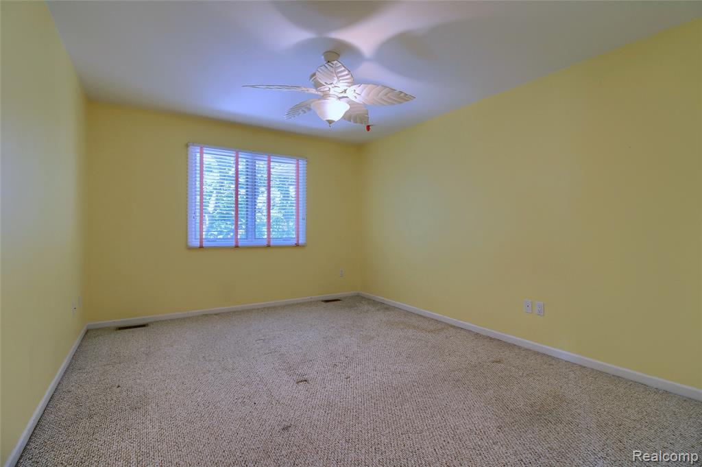 4600 Dolores Drive, Trenton, MI 48183 — Photo 33