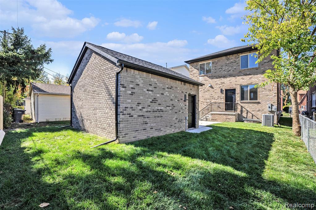 7634 Pinehurst Street, Dearborn, MI 48126 — Photo 26