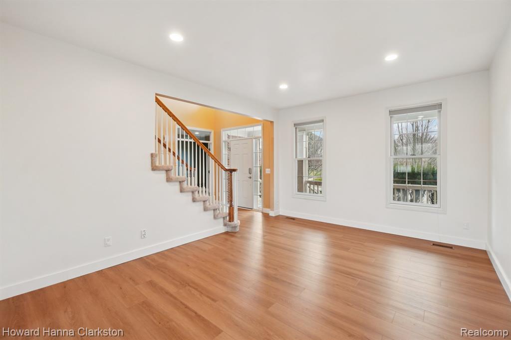 49941 Baychester Boulevard, Canton, MI 48187 — Photo 8