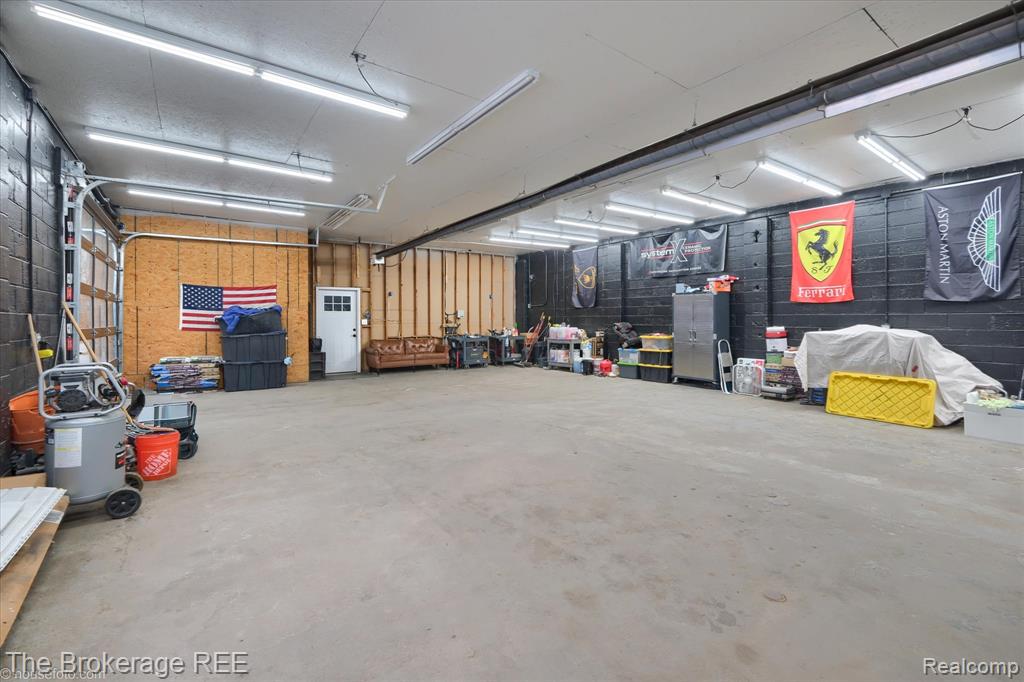 5482 Miller Road, Swartz Creek, MI 48473 — Photo 16