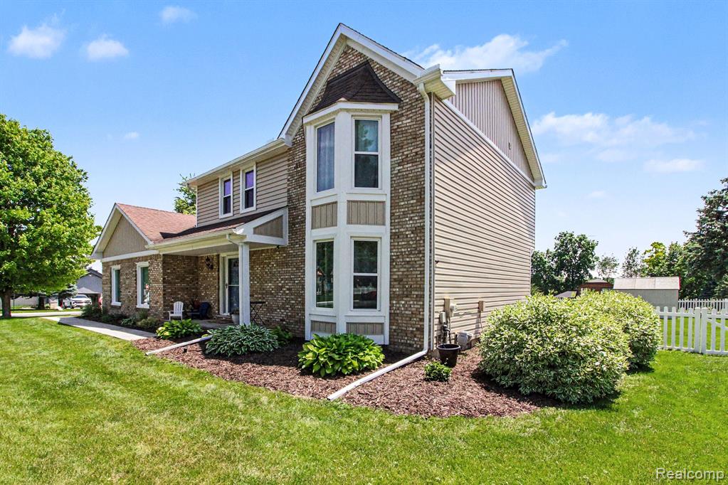 6433 Woodcrest Ridge, Clarkston, MI — Photo 5