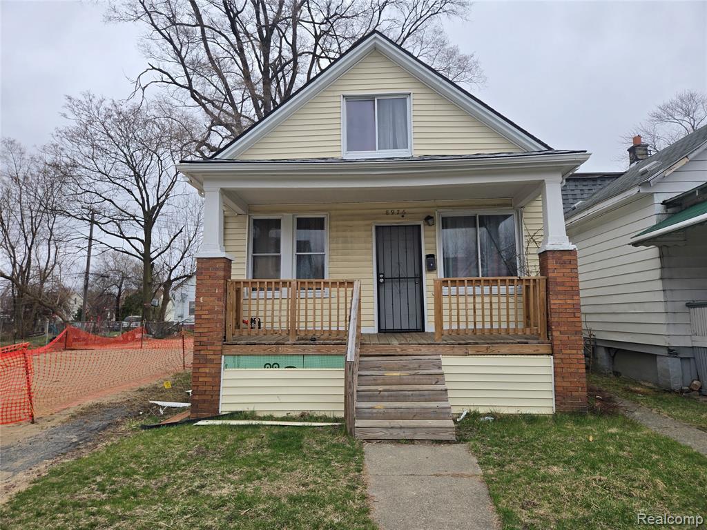 8976 McClellan Street, Detroit, MI 48213 — front exterior