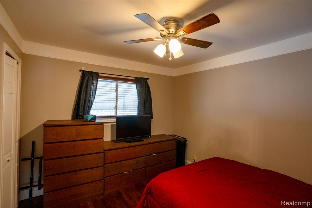 23360 Crossley Avenue, Hazel Park, MI 48030 — Photo 11