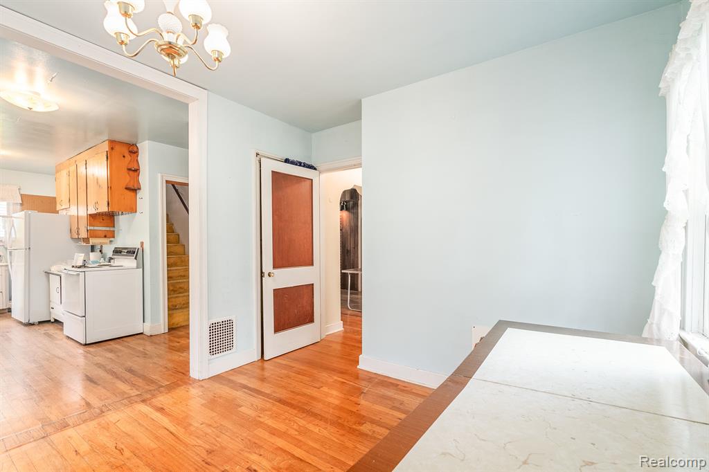 2327 FOSS Street, Ann Arbor, MI 48103 — Photo 7
