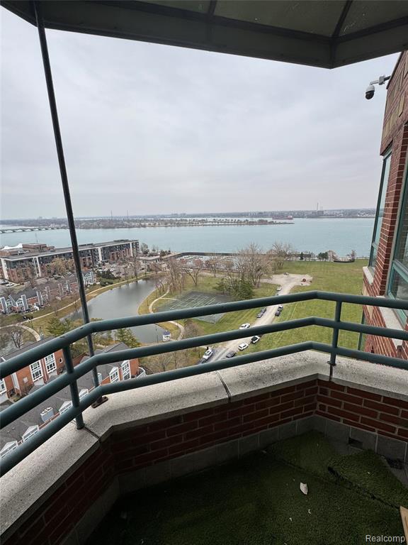 3320 Spinnaker Lane, 18C, Detroit, MI 48207 — Photo 18