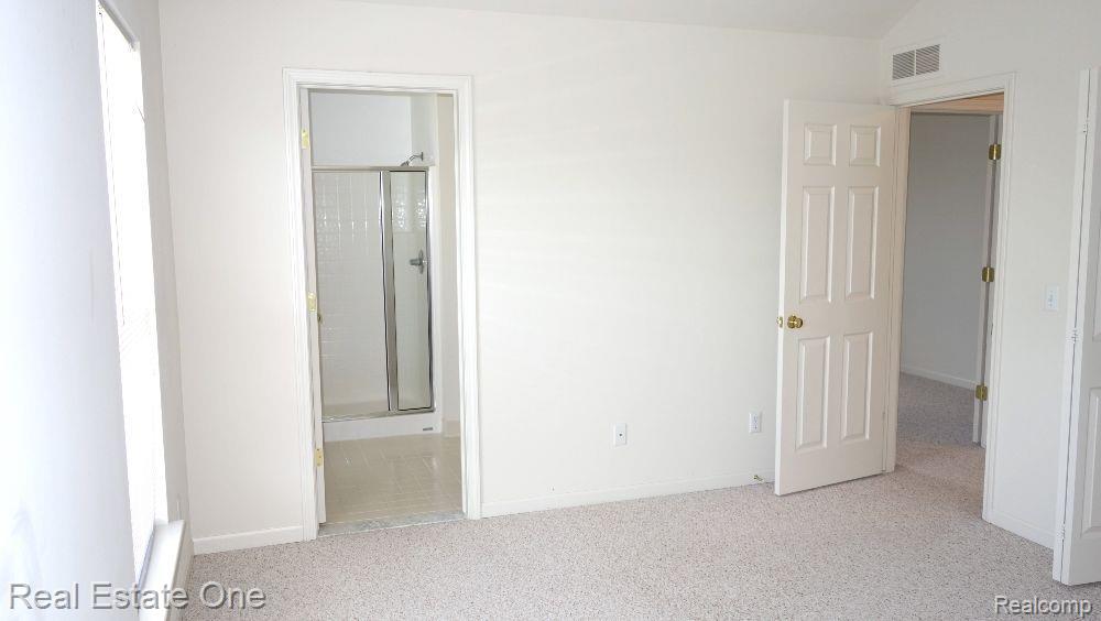11211 ADDINGTON Drive, 139, Commerce Twp, MI 48390 — Photo 10