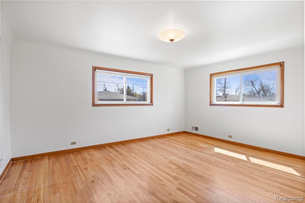 7110 NORMILE Street, Dearborn, MI 48126 — Photo 24