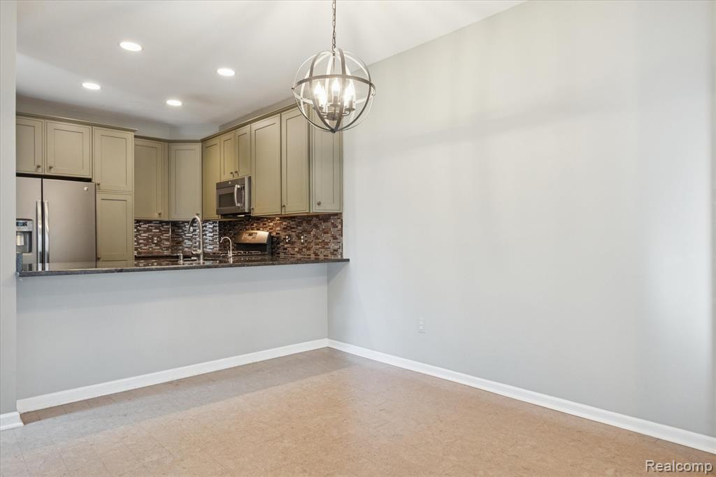 5585 Woodruff Shore Drive, Brighton, MI, 48116