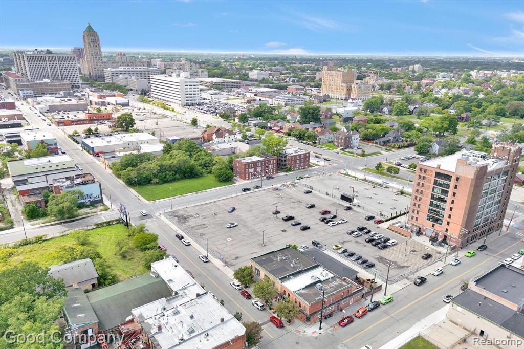 443 E MILWAUKEE Street, Detroit, MI 48202 — Photo 42