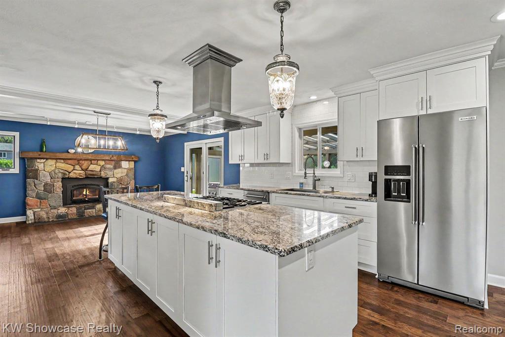 2572 Ridge Road, White Lake, MI 48383 — Photo 10