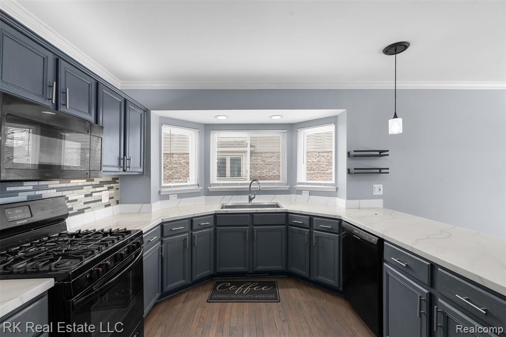 53114 Ridgewood Drive, Chesterfield, MI — Photo 17