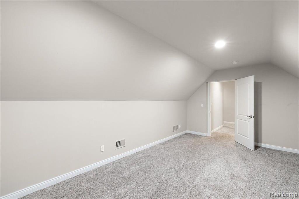 3973 LISA MARIE Drive, Sterling Heights, MI 48314 — Photo 47