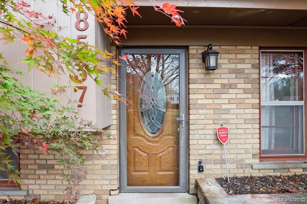 8537 Moms Drive, Belleville, MI 48111 — Photo 4