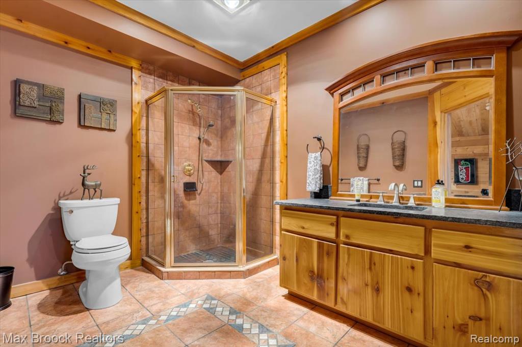 5970 Lynne Hollow Drive, Commerce Twp, MI 48382 — Photo 48