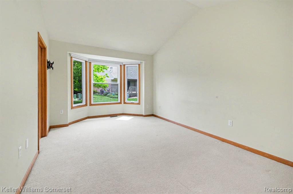 4432 Thornwood Court, Warren, MI 48092 — Photo 12