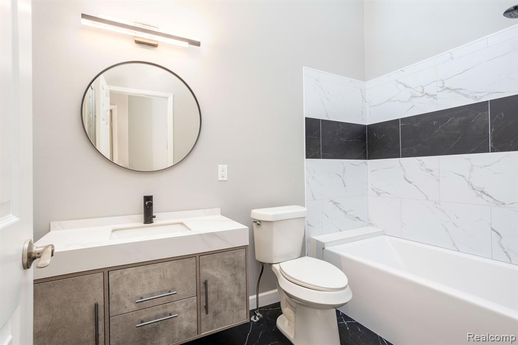 22213 PONDVIEW, 26, Novi, MI — Photo 11