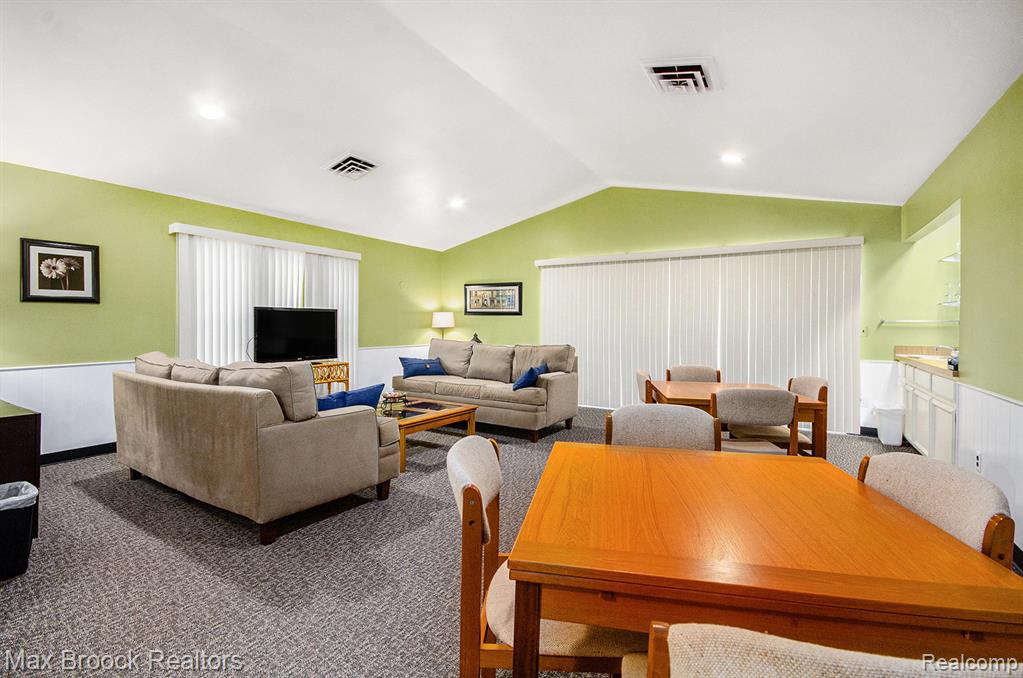 1564 Georgetown Place, Bloomfield Hills, MI 48304 — Photo 43