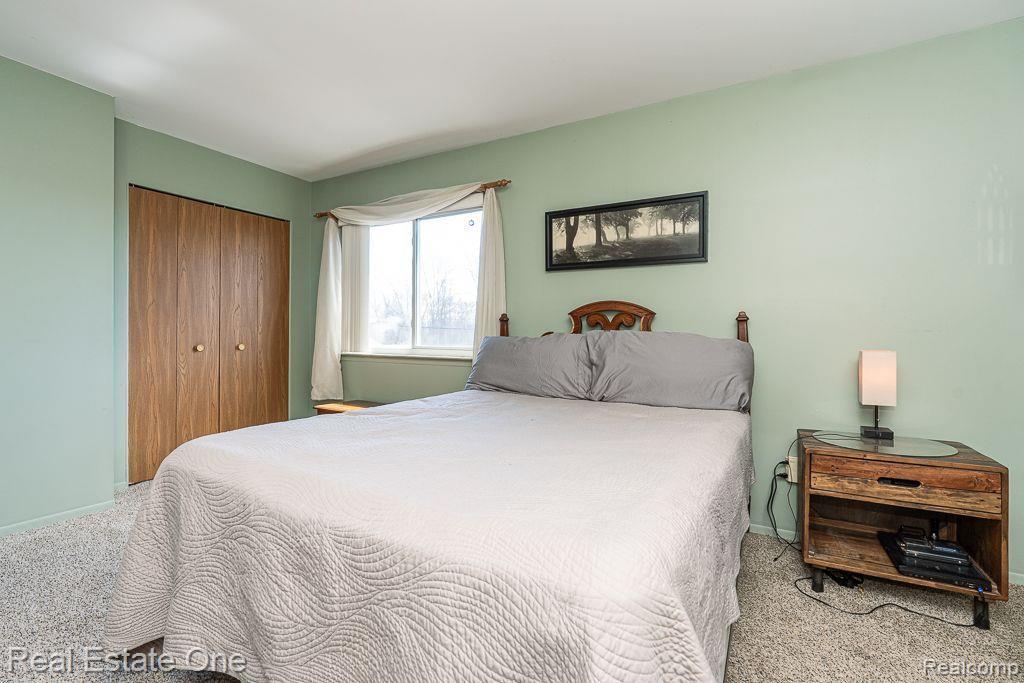 6472 LOCHAVEN Lane, Waterford, MI 48327 — Photo 13
