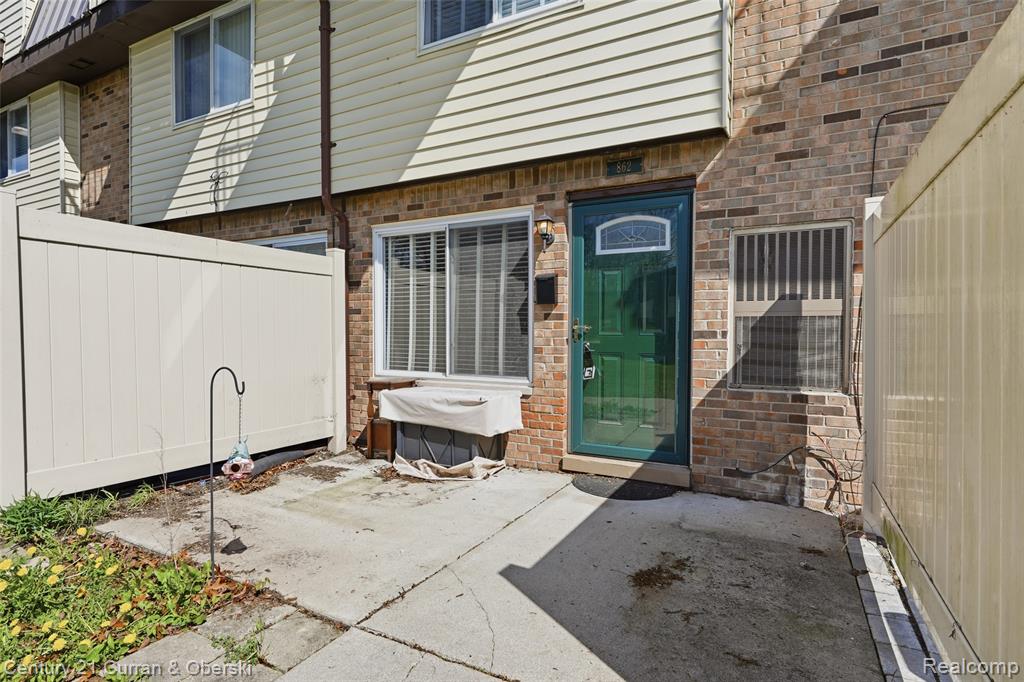 862 N Main Street, Milford, MI 48381 — Photo 15