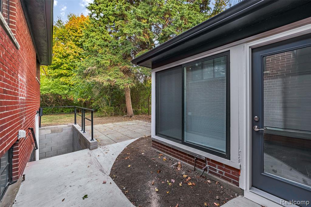 17240 Pontchartrain Blvd, Detroit, MI 48203 — Photo 47